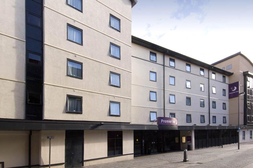 Premier Centre - Moorfields Hotel 3*
